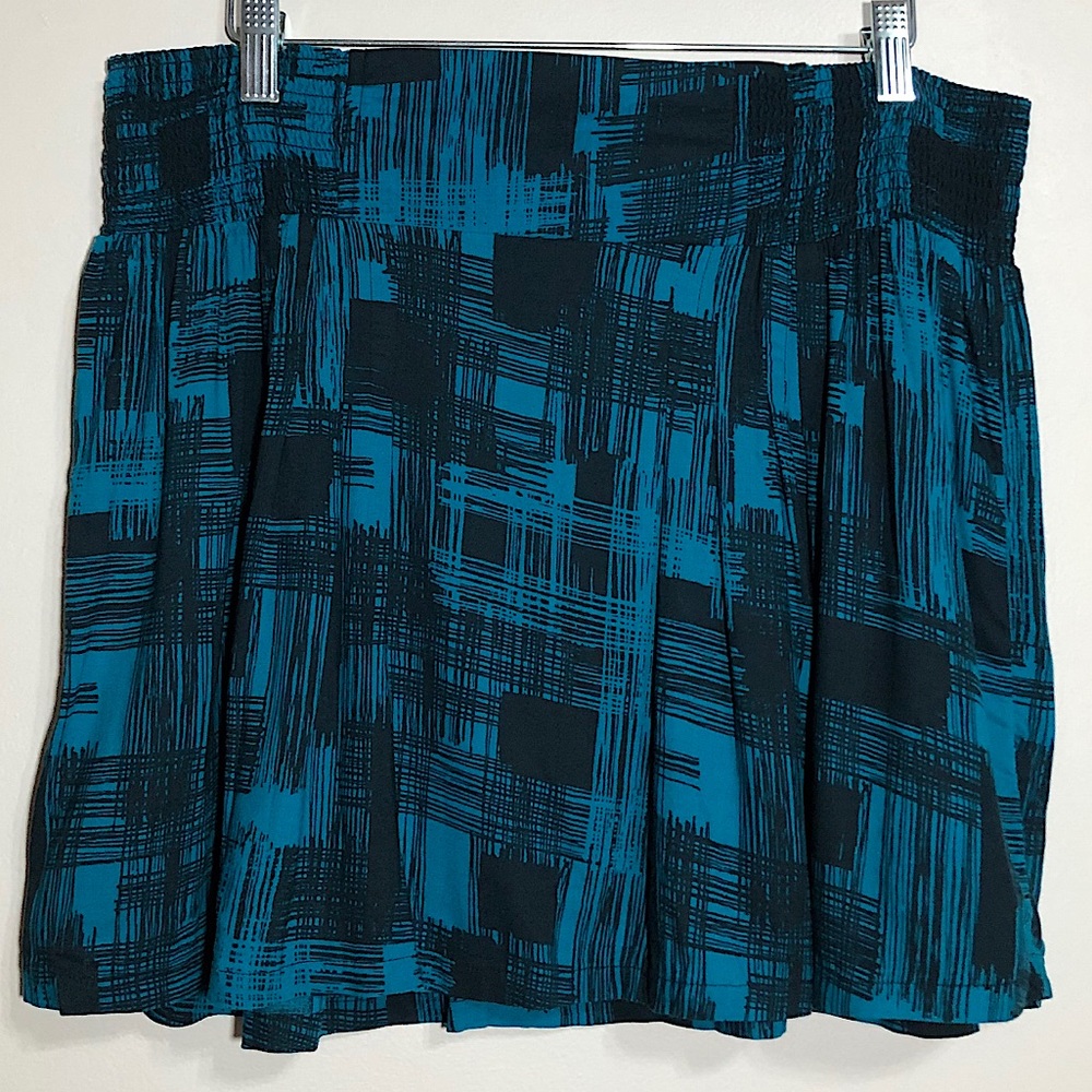 Gap | Blue and Black Skirt
